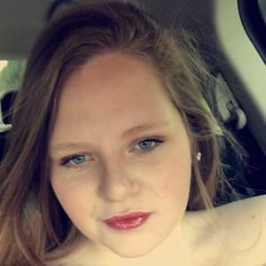 Meet your Posher, Katelyn